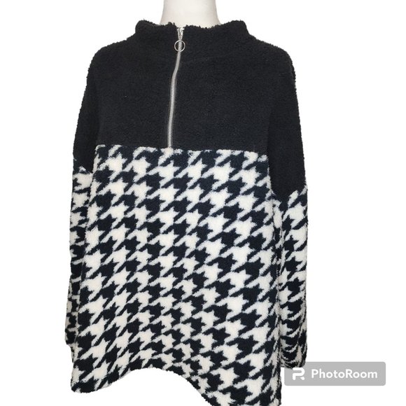 #059. NWT Black and White Check Pullover Sweater-Como Blu - Picture 1 of 5